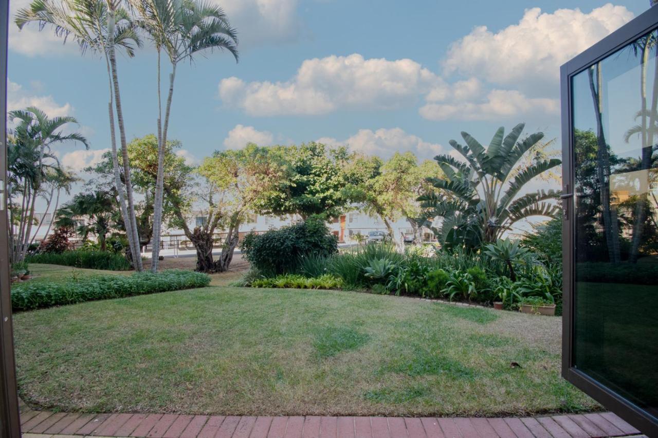 7 The Shades Umhlanga Rocks Leilighet Durban Eksteriør bilde